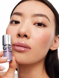 YSL ラブシャイン グロスプランパー