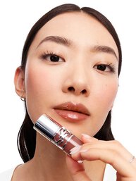 YSL ラブシャイン グロスプランパー