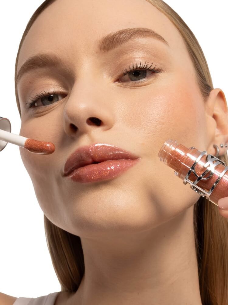 YSL ラブシャイン グロスプランパー